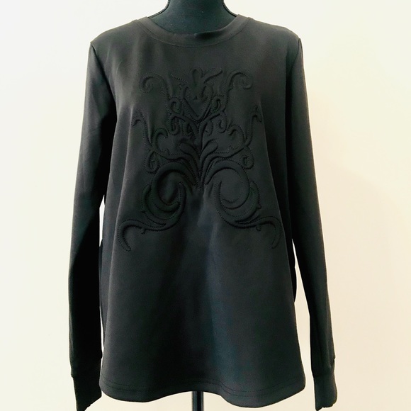 New Shilla sweatshirt Size M - Picture 1 of 5